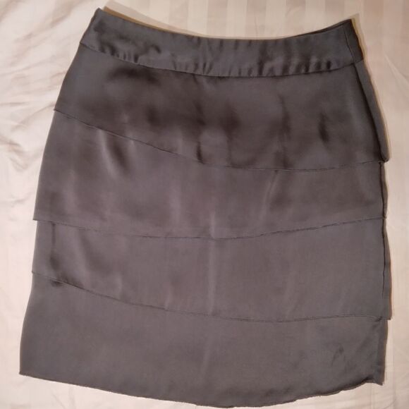 Banana republic skirt (#110) - Picture 2 of 3
